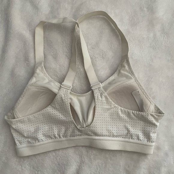 Victoria's Secret Cream Bralette 32B - Picture 2 of 4